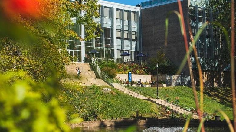 Landscape photo of Woodland Building, Penn State Abington